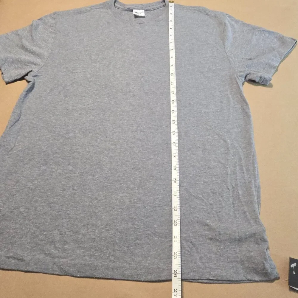 Adidas Plain Gray Short Sleeved T-Shirt - size: LG
